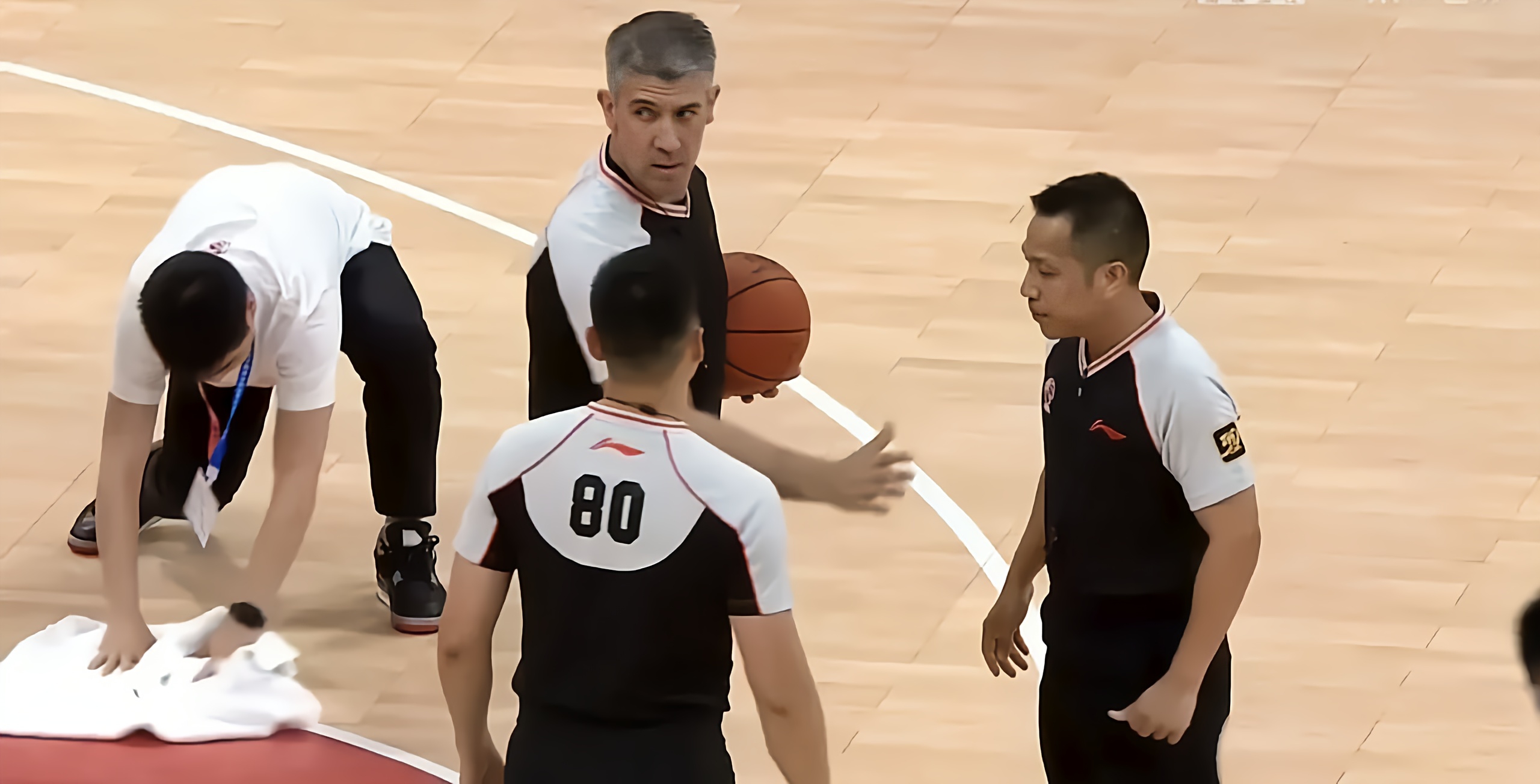  今日cba总决赛g3大战回顾激战四节 