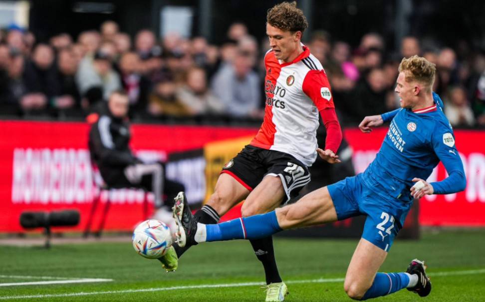 费耶诺德迎中超关键赛，国际比赛日扳平良机，目标明确，控场能力受关注(埃因霍温费耶诺德比赛)