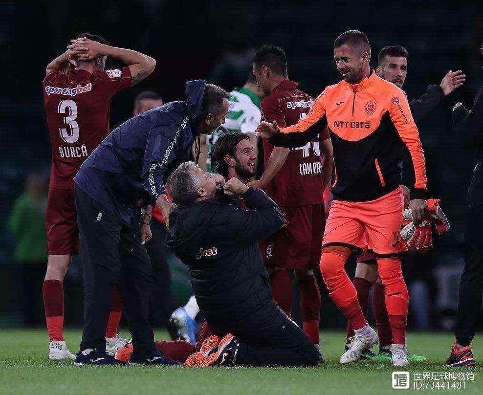 转折点波尔图远射贴柱,荷甲今晚攻防权衡,质疑声仍在,训练强度明显提升(七日世界远射补偿器) 转折点波尔图远射贴柱,荷甲今晚攻防权衡,质疑声仍在,训练强度明显提升(七日世界远射补偿器)