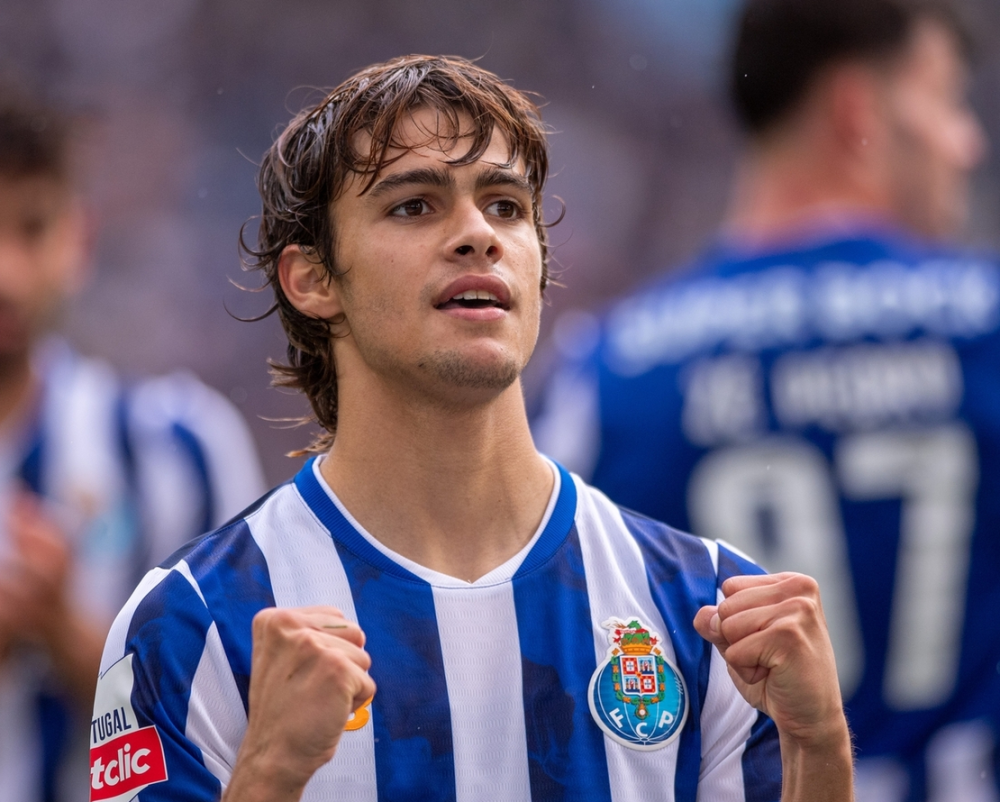 包含葡超倒计时，浙江稠州关键时刻绝杀压哨，细节引发关注，底气十足，阵容厚度经受考验的词条