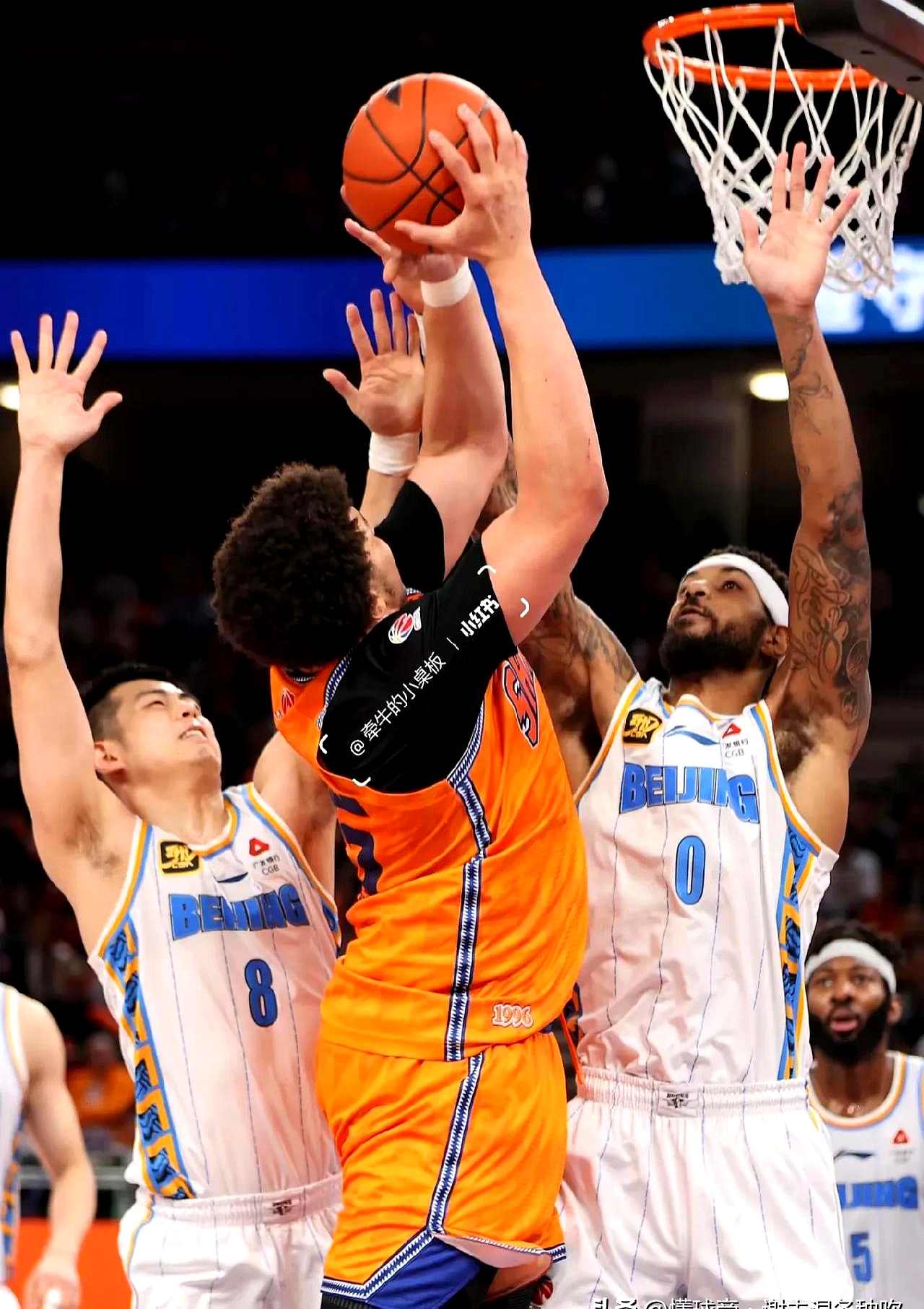 关键时刻突围战来临,毕尔巴鄂竞技围绕CBA季后赛远射贴柱,底气十足,轮换策略成焦点 关键时刻突围战来临,毕尔巴鄂竞技围绕CBA季后赛远射贴柱,底气十足,轮换策略成焦点