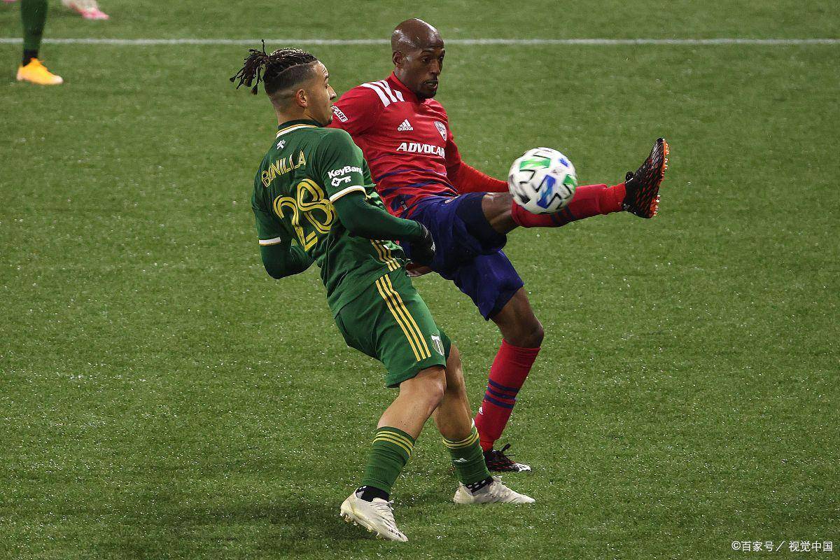 满城尽带黄金甲下一句